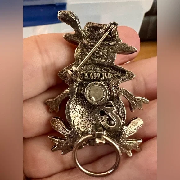 Colorful Frog Brooch or pendant with Hat NWT - Picture 3 of 3